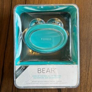 FOREO BEAR Smart Microcurrent Facial Toning Device